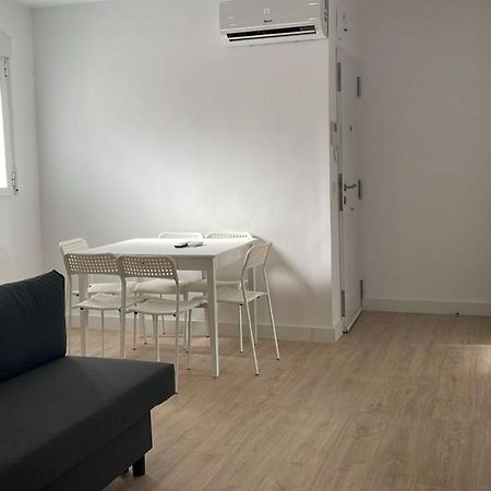 U5 A Estrenar Bien Situado Cerca De Metro Apartment Madrid Exterior photo